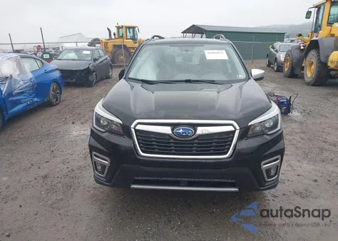 2021 Subaru Forester Touring z USA, uszkodzony, nr VIN JF2SKAXC2MH564542